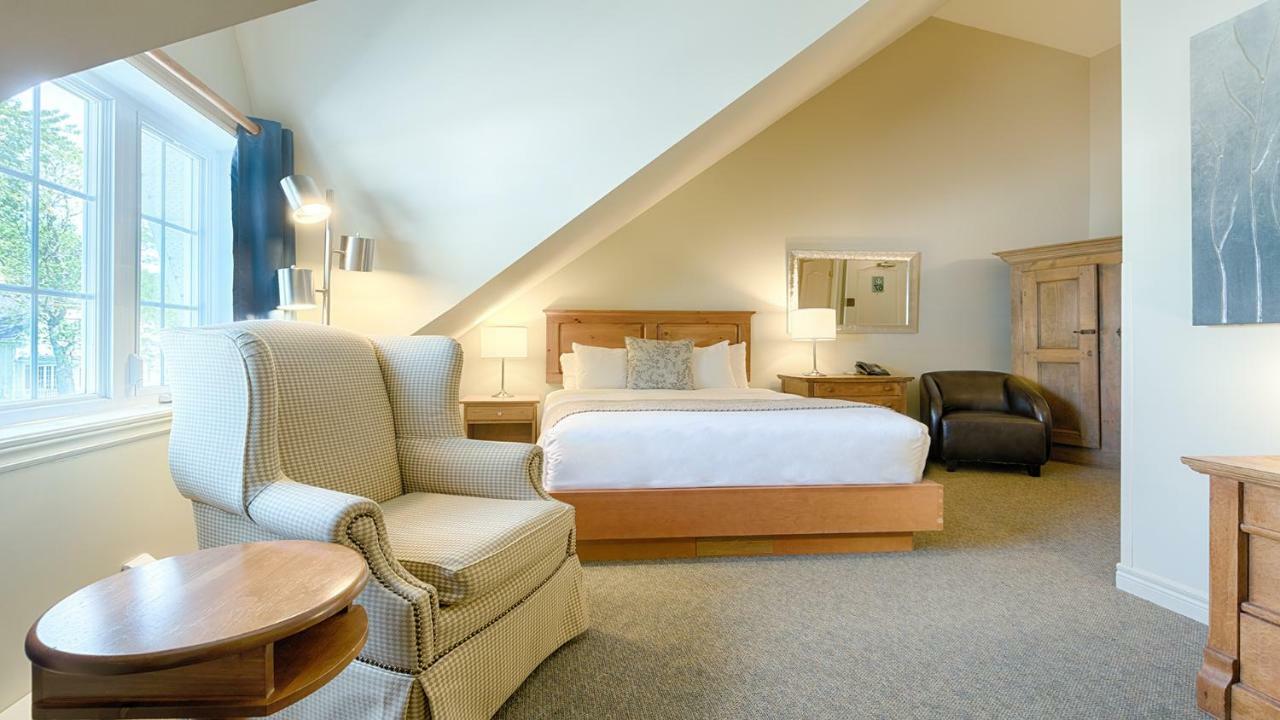 Mini-hôtel Handfield Et 3*
