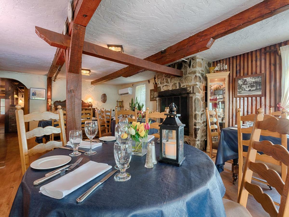 Mini-hôtel Handfield Et
